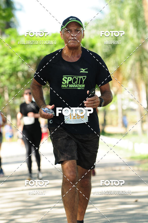 Compre as suas fotos do eventoPIT BULL RUNNING no Fotop