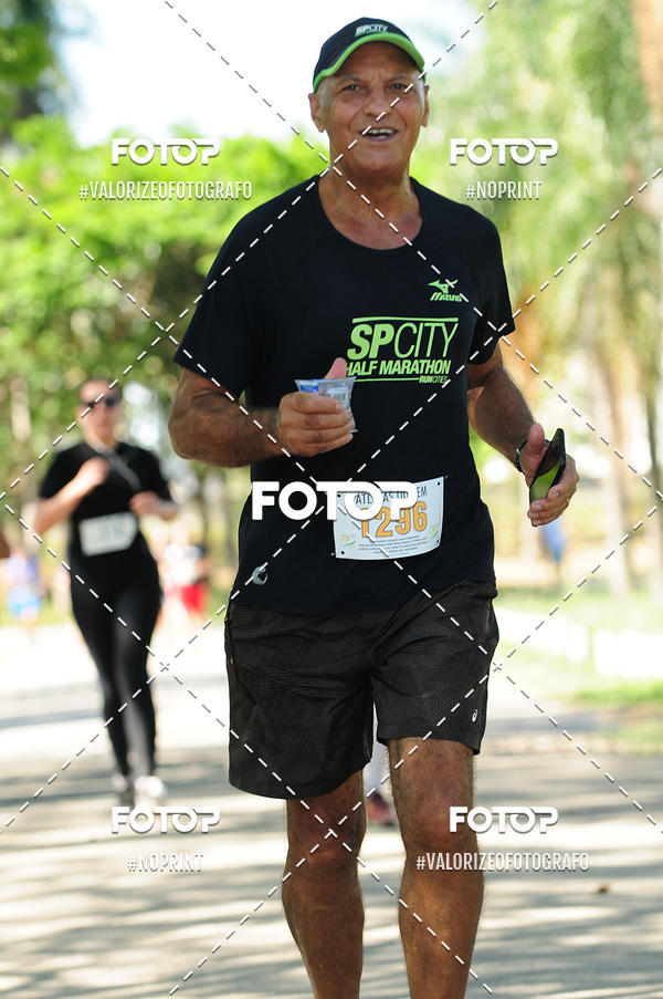 Compra tus fotos del eventoPIT BULL RUNNING En Fotop