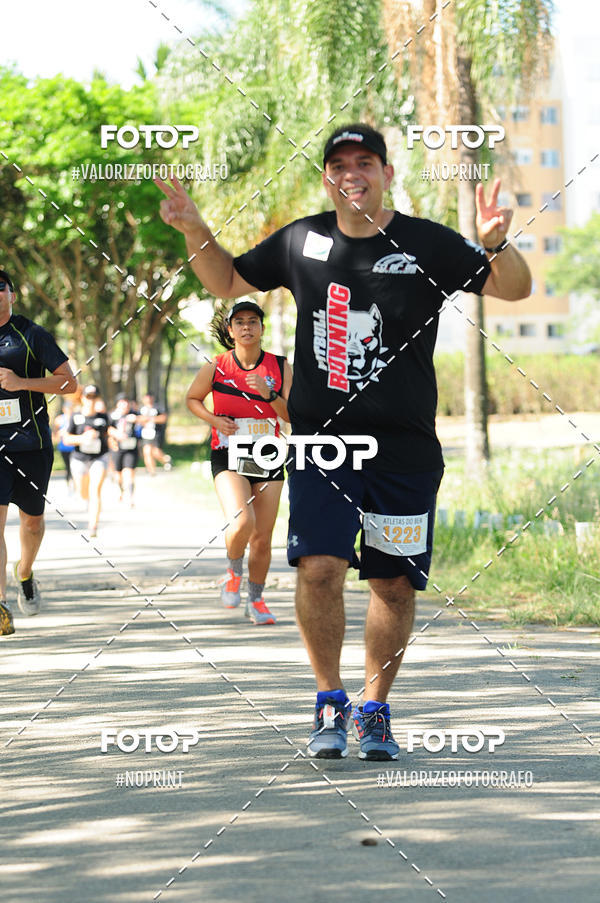 Compra tus fotos del eventoPIT BULL RUNNING En Fotop