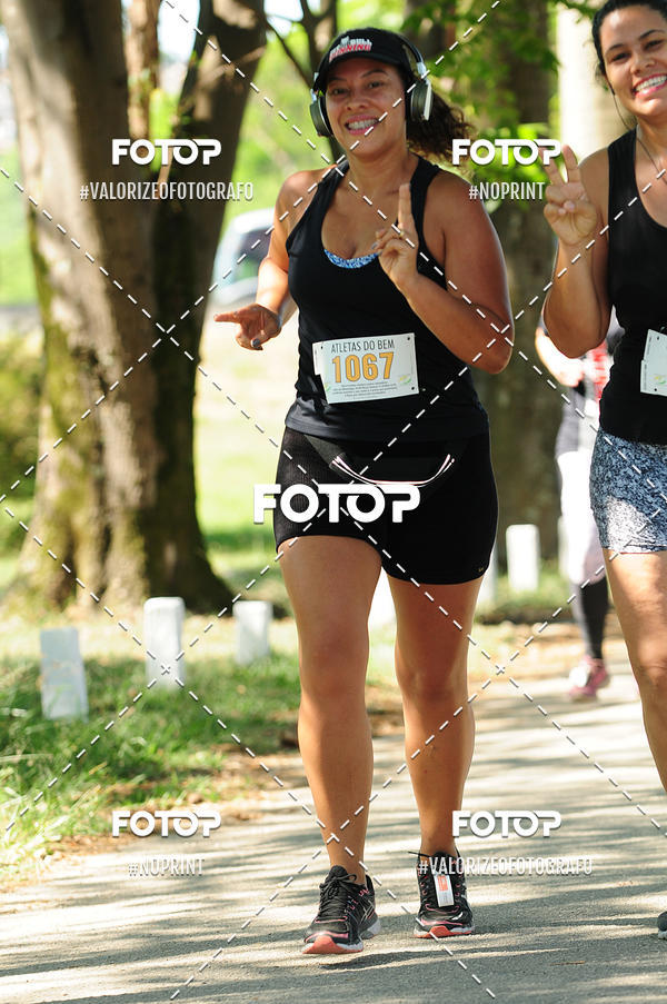 Compre suas fotos do eventoPIT BULL RUNNING no Fotop