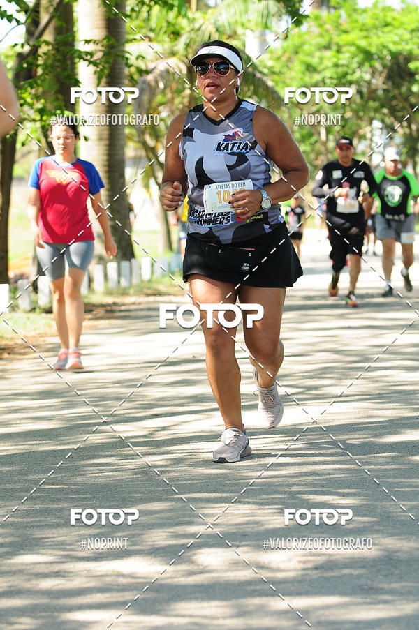 Buy your photos of the eventPIT BULL RUNNING on Fotop