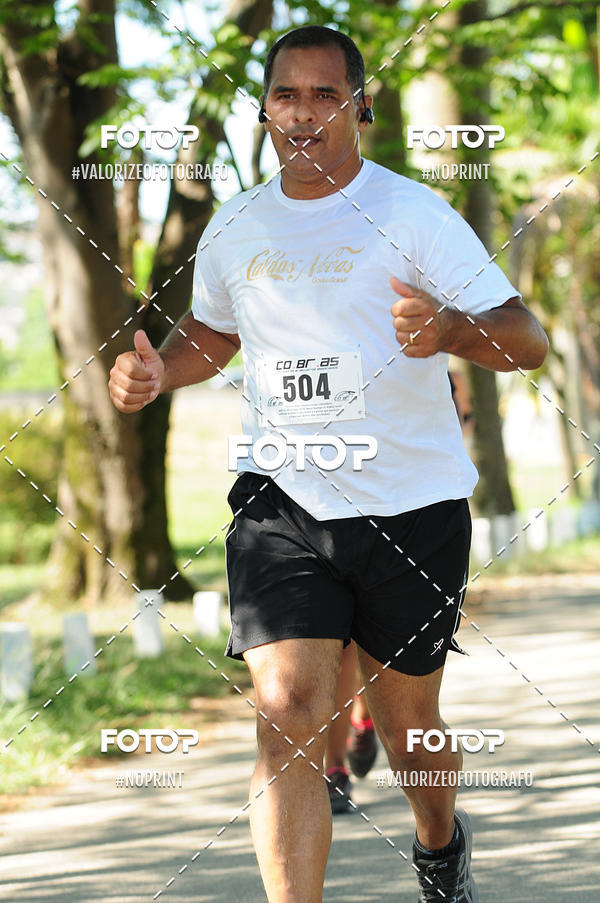 Achetez vos photos de l'vnementPIT BULL RUNNING sur Fotop