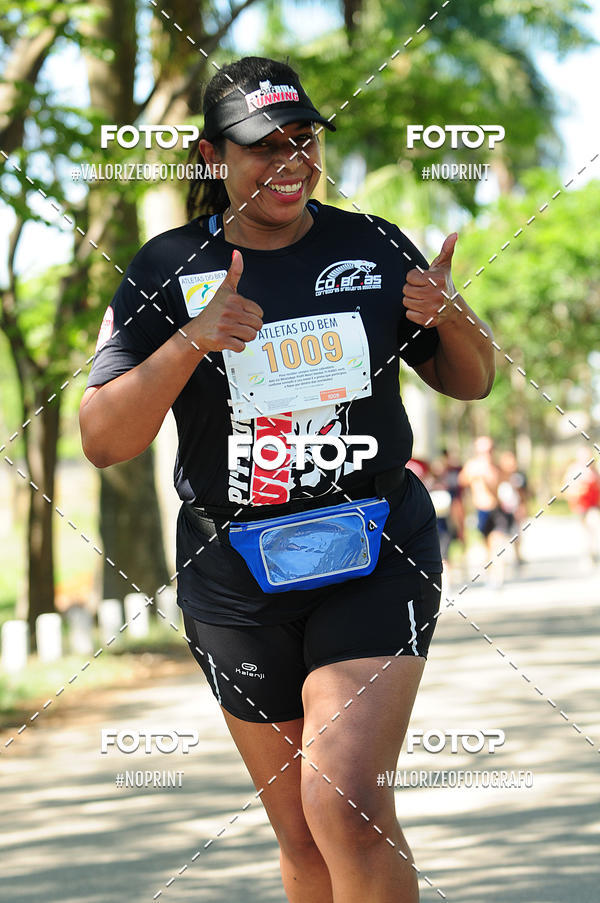 Achetez vos photos de l'vnementPIT BULL RUNNING sur Fotop