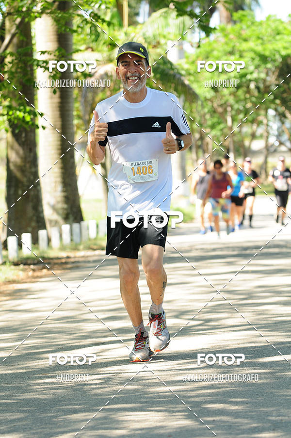 Compre as suas fotos do eventoPIT BULL RUNNING no Fotop