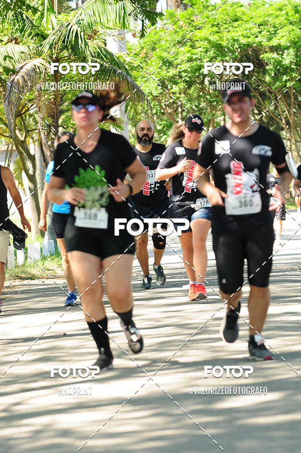 Compre as suas fotos do eventoPIT BULL RUNNING no Fotop
