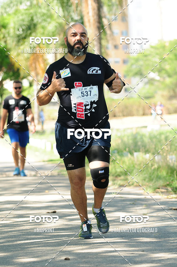 Compre as suas fotos do eventoPIT BULL RUNNING no Fotop