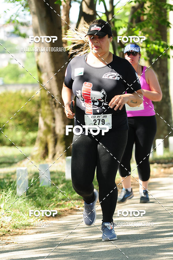 Achetez vos photos de l'vnementPIT BULL RUNNING sur Fotop