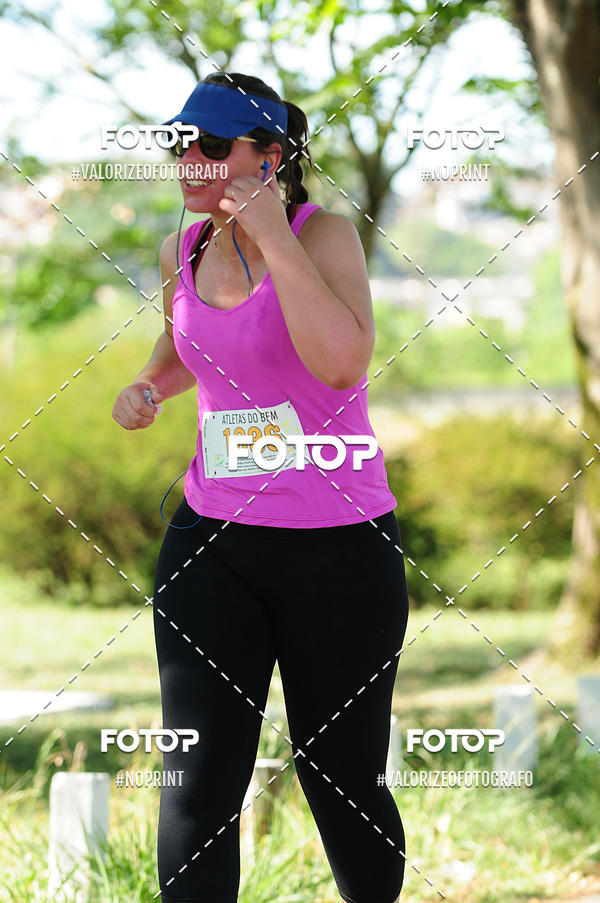 Achetez vos photos de l'vnementPIT BULL RUNNING sur Fotop