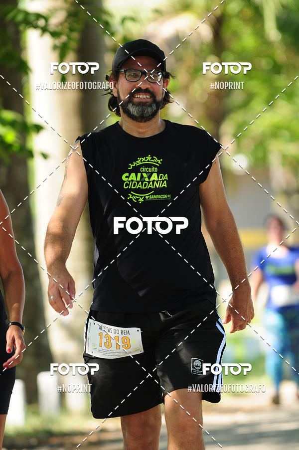 Achetez vos photos de l'vnementPIT BULL RUNNING sur Fotop