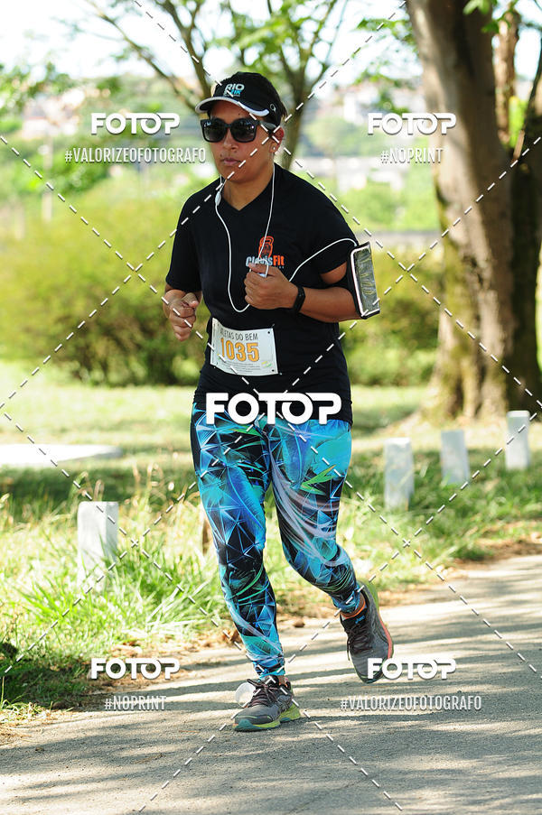 Achetez vos photos de l'vnementPIT BULL RUNNING sur Fotop