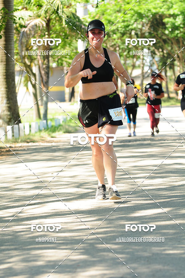 Achetez vos photos de l'vnementPIT BULL RUNNING sur Fotop