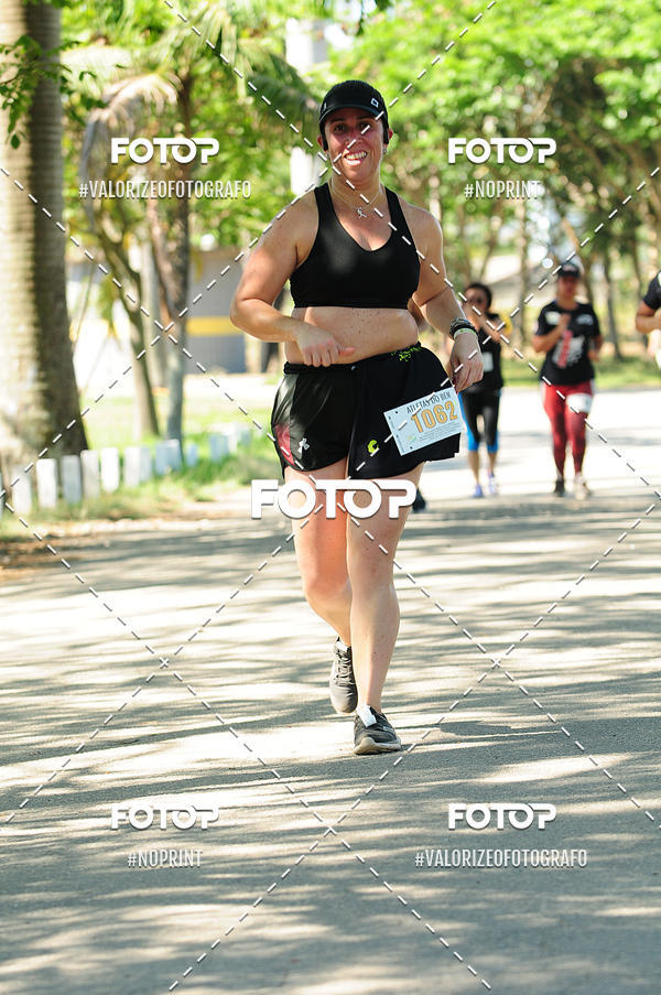 Achetez vos photos de l'vnementPIT BULL RUNNING sur Fotop