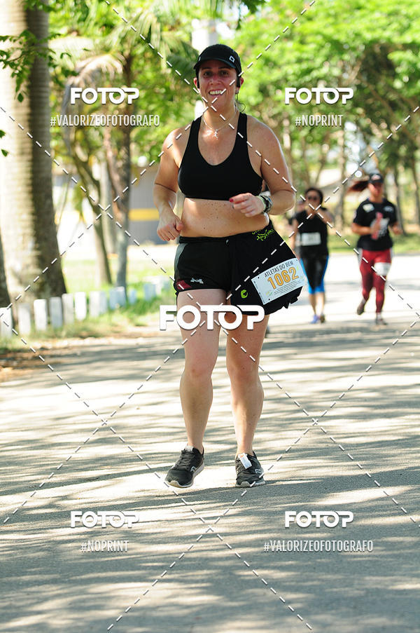 Achetez vos photos de l'vnementPIT BULL RUNNING sur Fotop