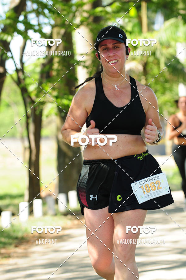 Achetez vos photos de l'vnementPIT BULL RUNNING sur Fotop