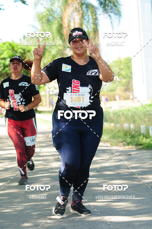 Achetez vos photos de l'vnementPIT BULL RUNNING sur Fotop