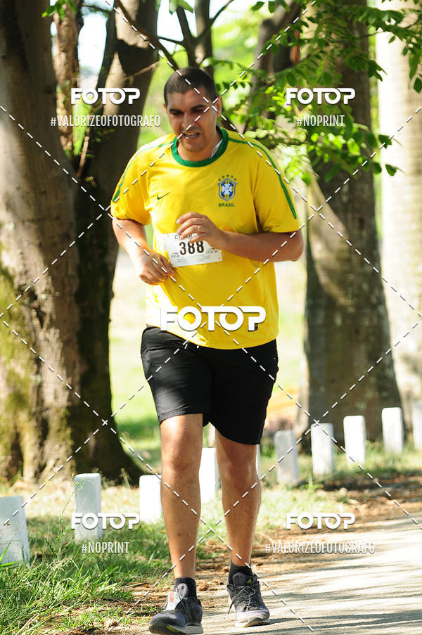 Compre as suas fotos do eventoPIT BULL RUNNING no Fotop