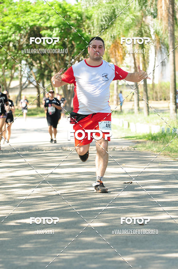 Compre as suas fotos do eventoPIT BULL RUNNING no Fotop