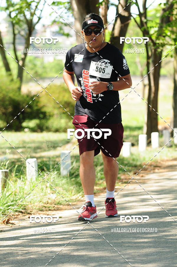 Compre as suas fotos do eventoPIT BULL RUNNING no Fotop