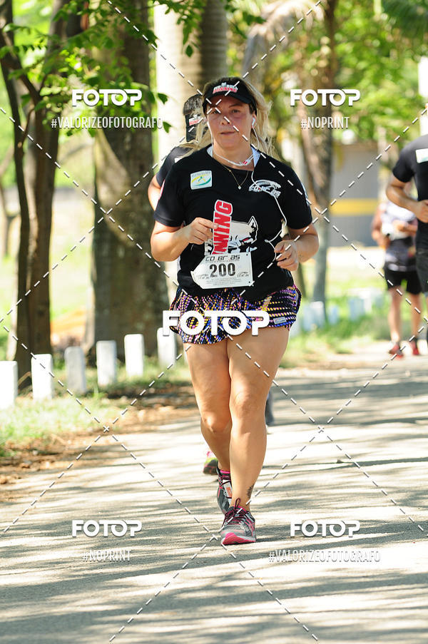 Compre as suas fotos do eventoPIT BULL RUNNING no Fotop