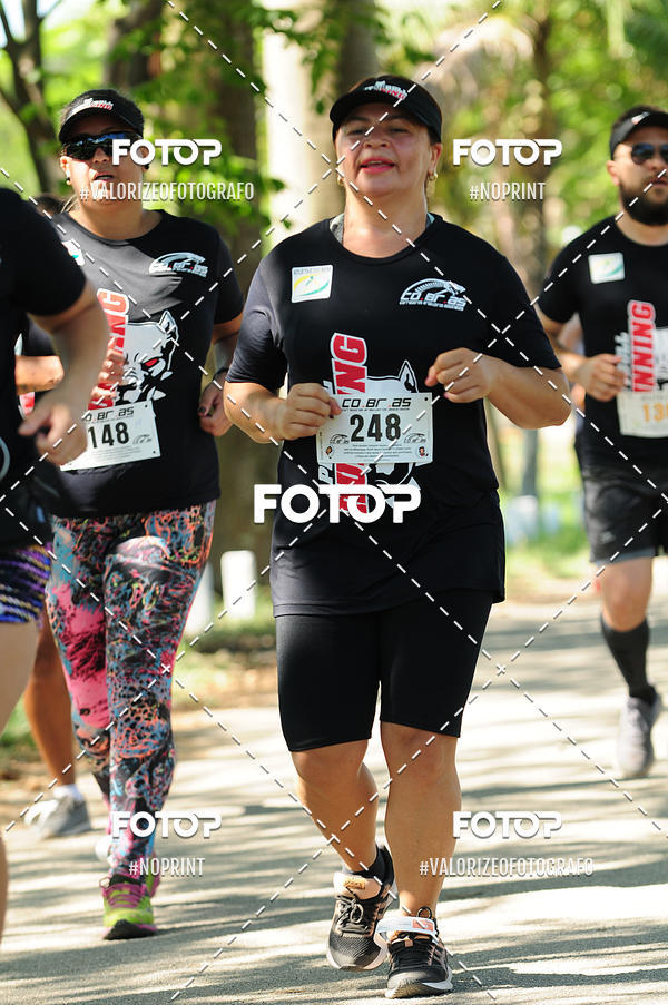 Compre as suas fotos do eventoPIT BULL RUNNING no Fotop
