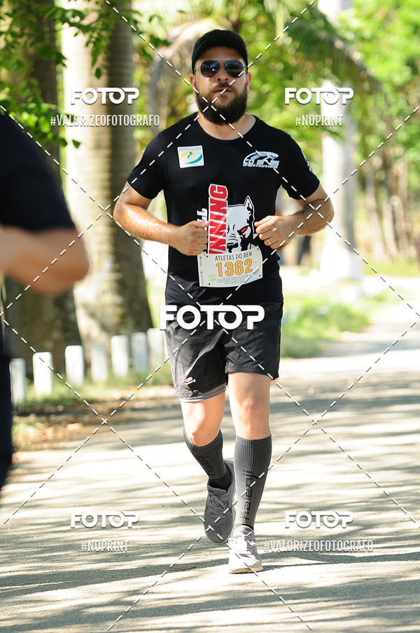 Compre as suas fotos do eventoPIT BULL RUNNING no Fotop