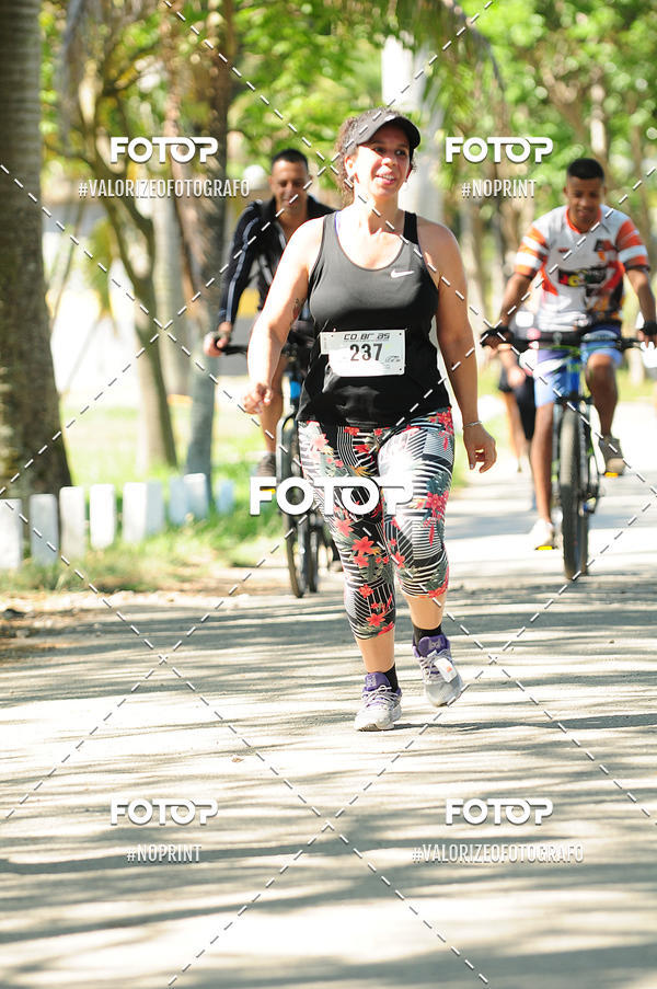 Compre as suas fotos do eventoPIT BULL RUNNING no Fotop