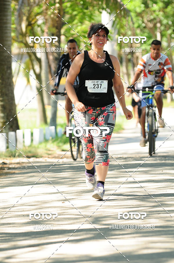 Compre as suas fotos do eventoPIT BULL RUNNING no Fotop