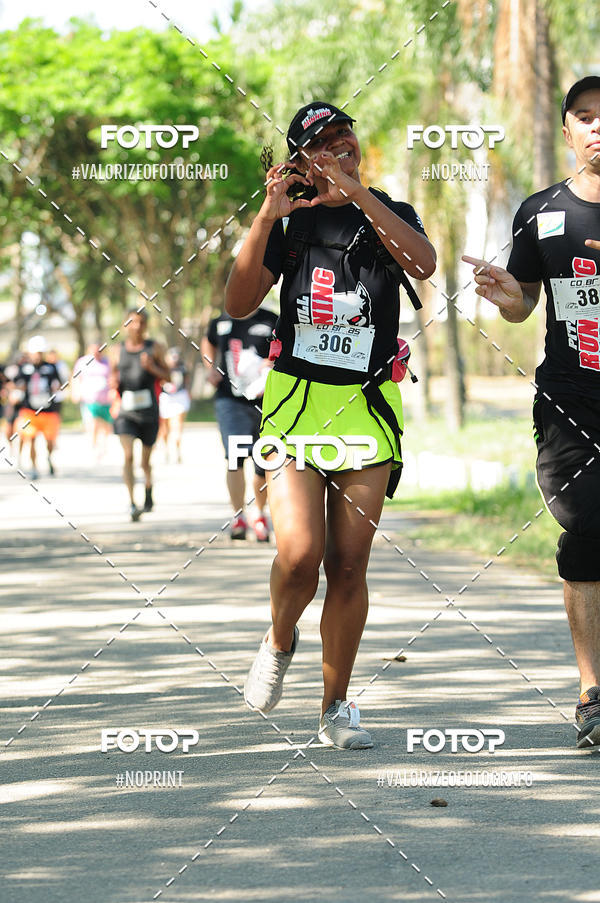 Compre as suas fotos do eventoPIT BULL RUNNING no Fotop