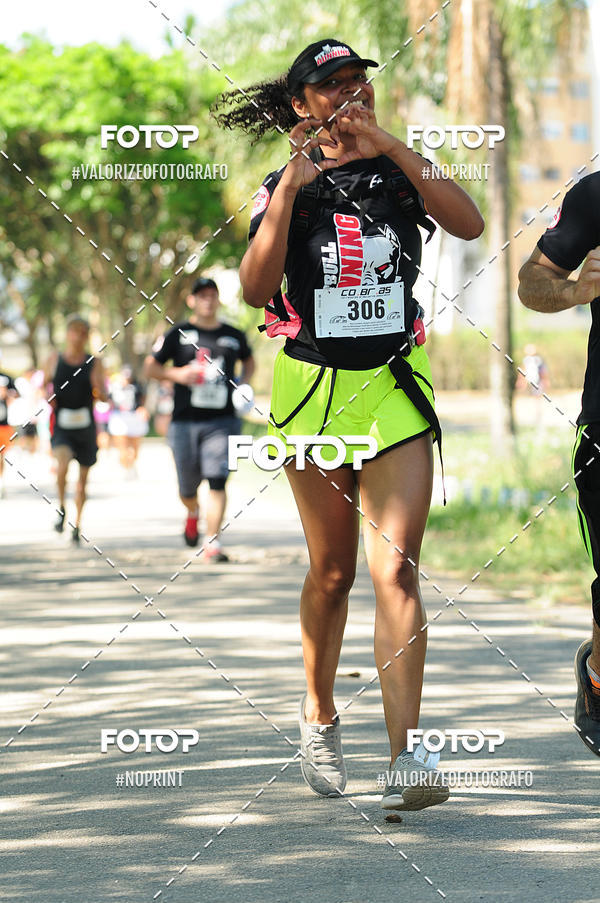 Compre as suas fotos do eventoPIT BULL RUNNING no Fotop