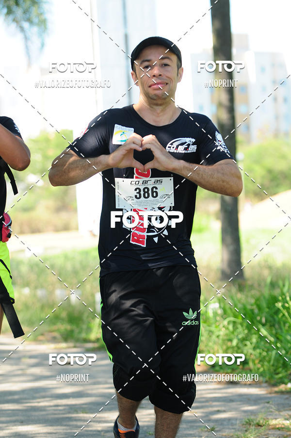 Compre as suas fotos do eventoPIT BULL RUNNING no Fotop