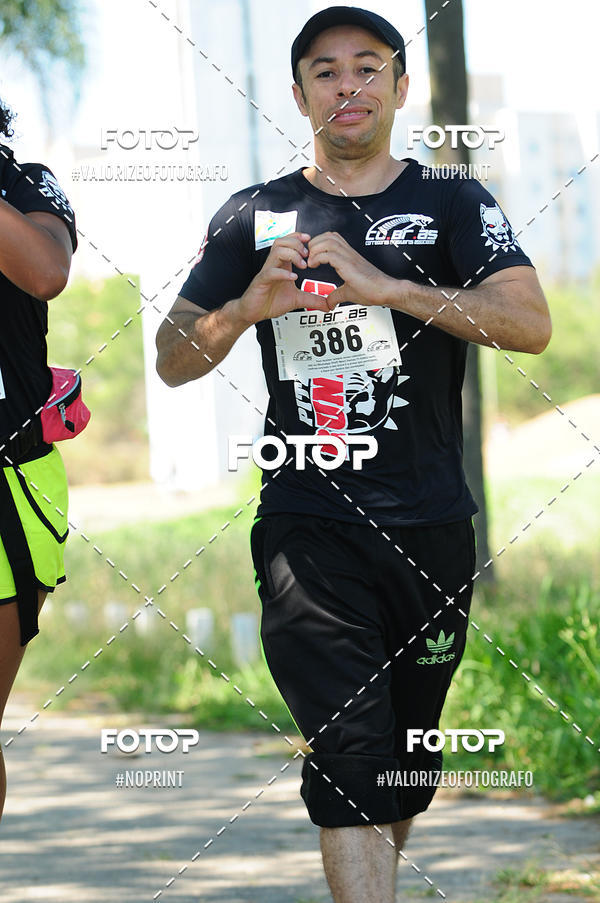 Compre as suas fotos do eventoPIT BULL RUNNING no Fotop