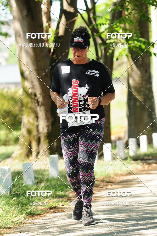 Compre as suas fotos do eventoPIT BULL RUNNING no Fotop