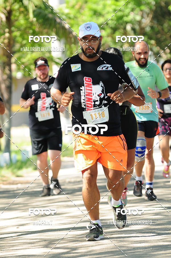 Compre as suas fotos do eventoPIT BULL RUNNING no Fotop