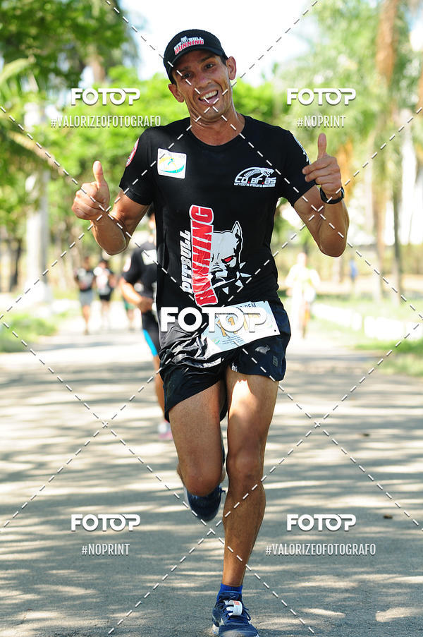 Achetez vos photos de l'vnementPIT BULL RUNNING sur Fotop