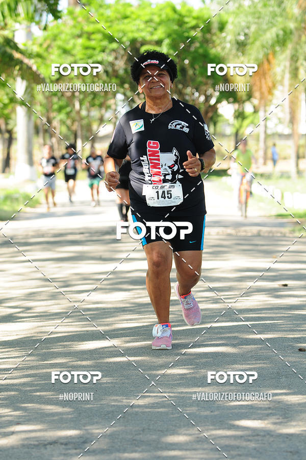 Achetez vos photos de l'vnementPIT BULL RUNNING sur Fotop