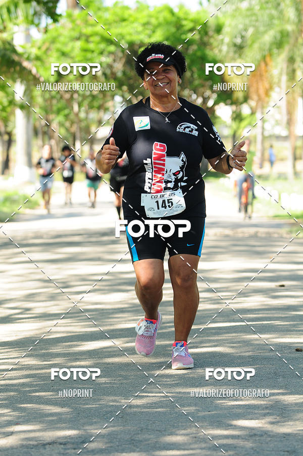 Achetez vos photos de l'vnementPIT BULL RUNNING sur Fotop