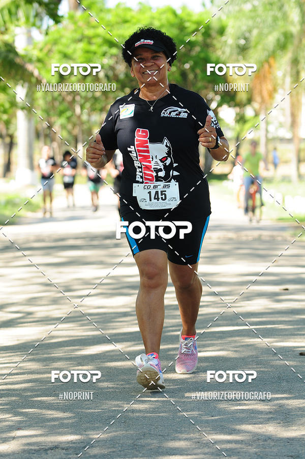 Achetez vos photos de l'vnementPIT BULL RUNNING sur Fotop