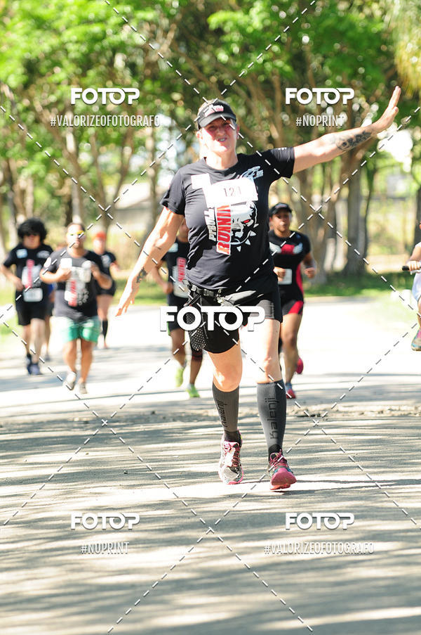 Achetez vos photos de l'vnementPIT BULL RUNNING sur Fotop