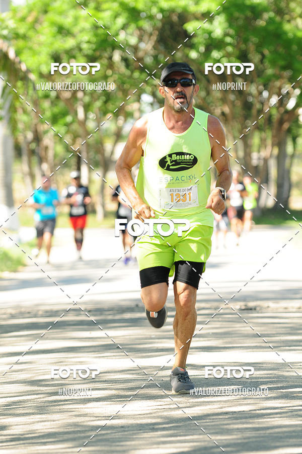 Compre as suas fotos do eventoPIT BULL RUNNING no Fotop