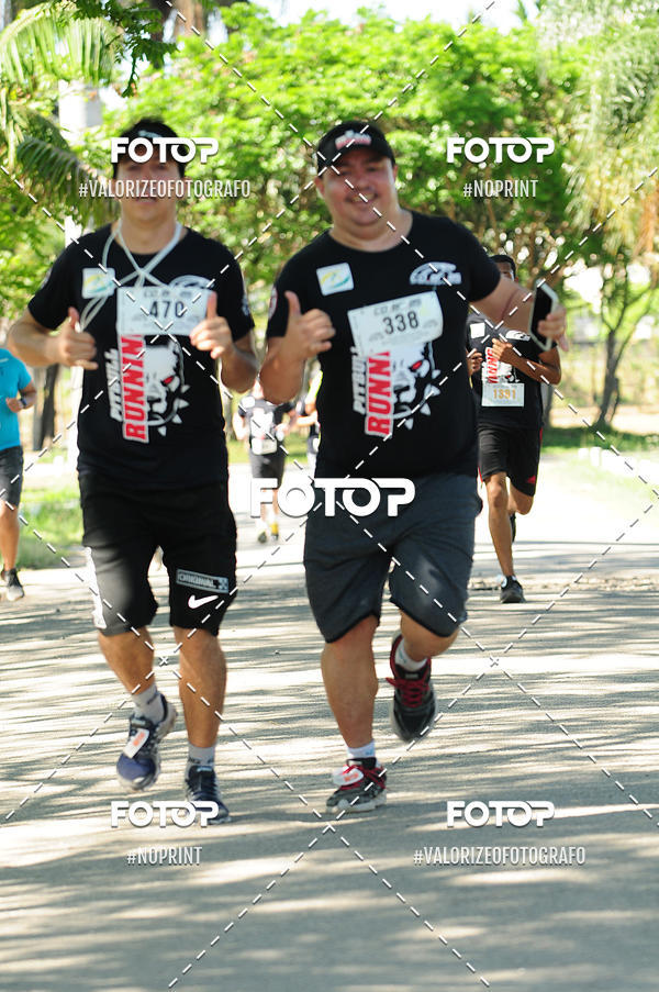 Compre as suas fotos do eventoPIT BULL RUNNING no Fotop