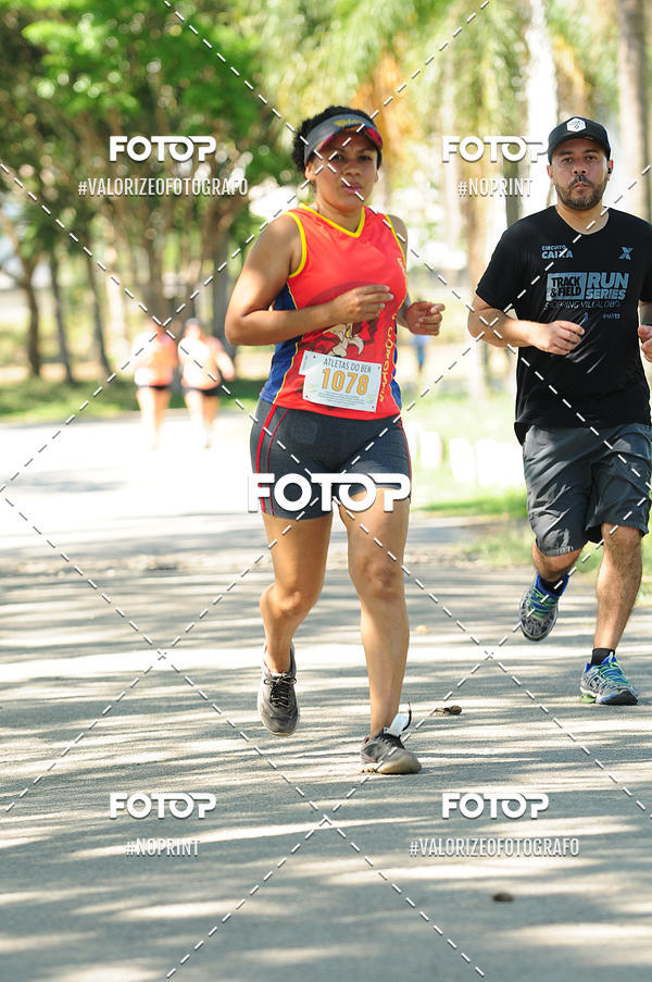 Compra tus fotos del eventoPIT BULL RUNNING En Fotop