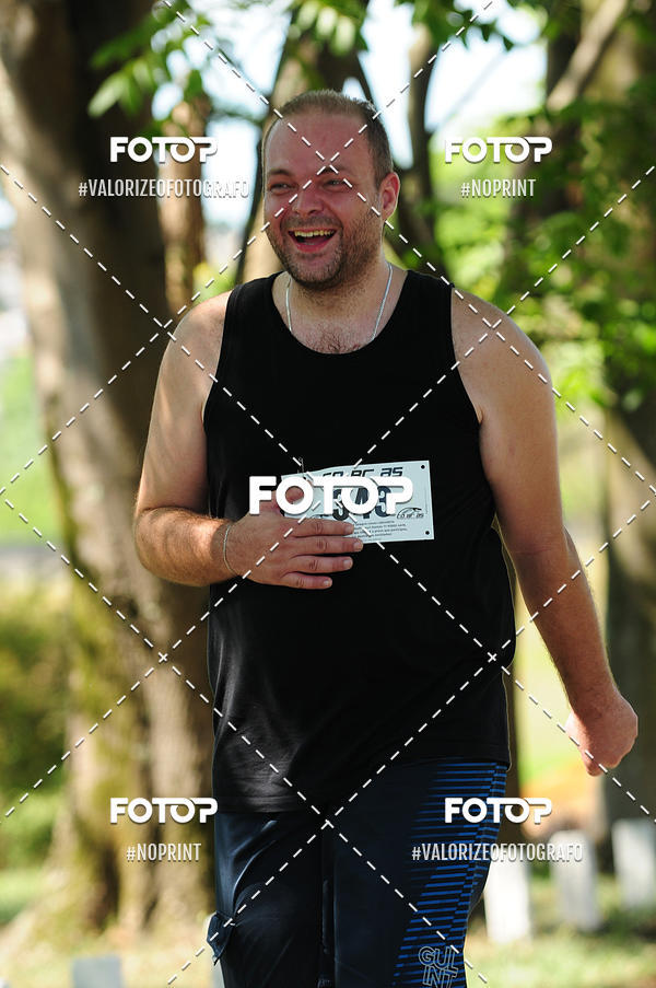 Compra tus fotos del eventoPIT BULL RUNNING En Fotop