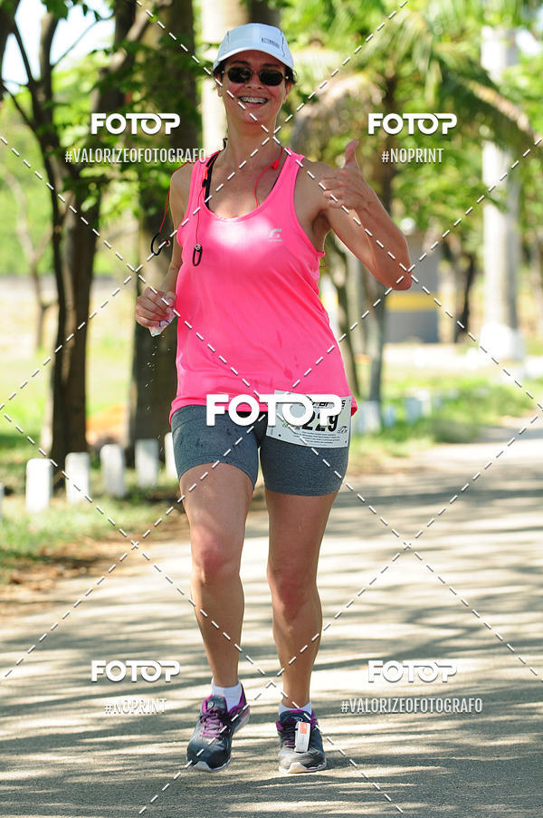 Achetez vos photos de l'vnementPIT BULL RUNNING sur Fotop