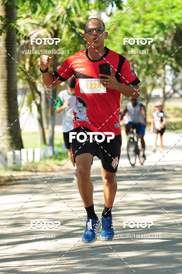 Achetez vos photos de l'vnementPIT BULL RUNNING sur Fotop