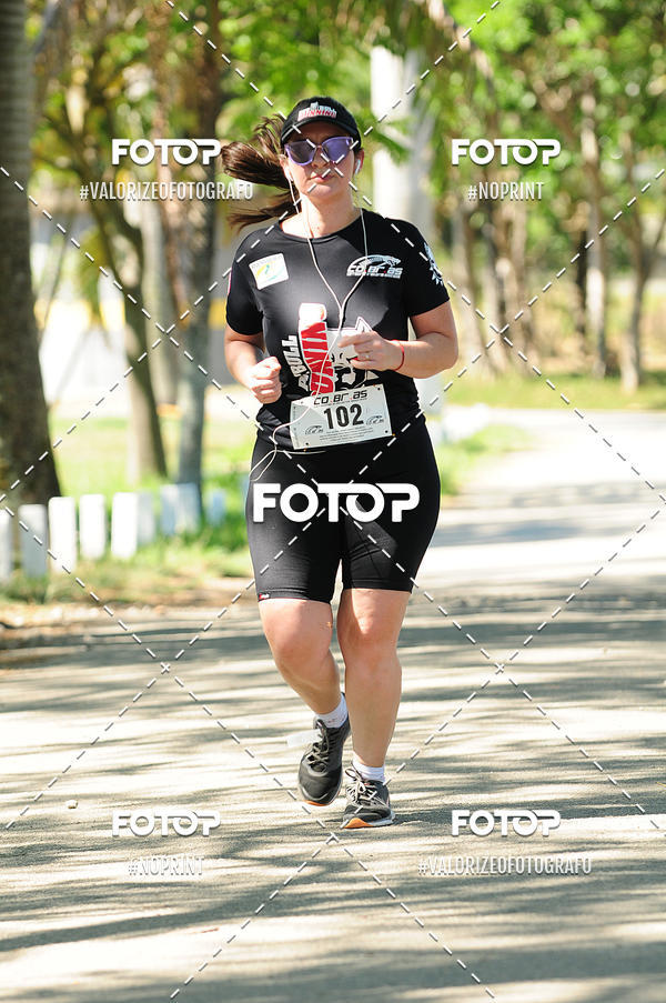 Achetez vos photos de l'vnementPIT BULL RUNNING sur Fotop