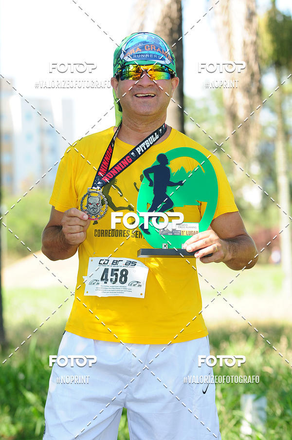 Achetez vos photos de l'vnementPIT BULL RUNNING sur Fotop