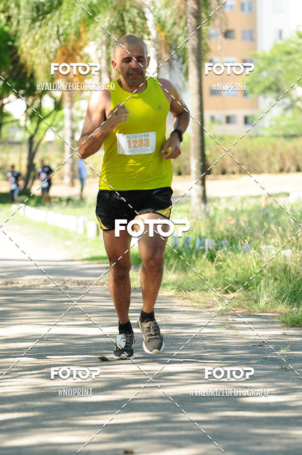 Achetez vos photos de l'vnementPIT BULL RUNNING sur Fotop