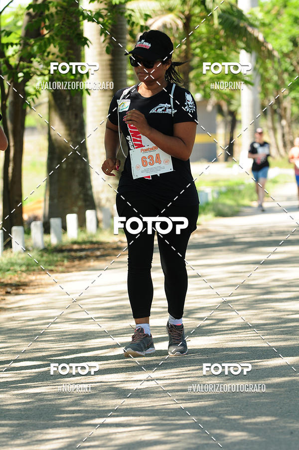 Achetez vos photos de l'vnementPIT BULL RUNNING sur Fotop