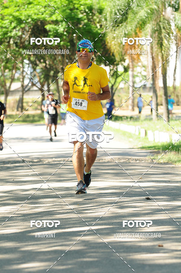 Achetez vos photos de l'vnementPIT BULL RUNNING sur Fotop