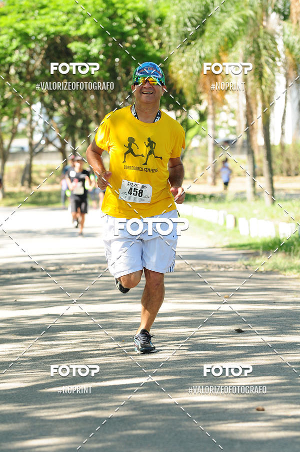Achetez vos photos de l'vnementPIT BULL RUNNING sur Fotop